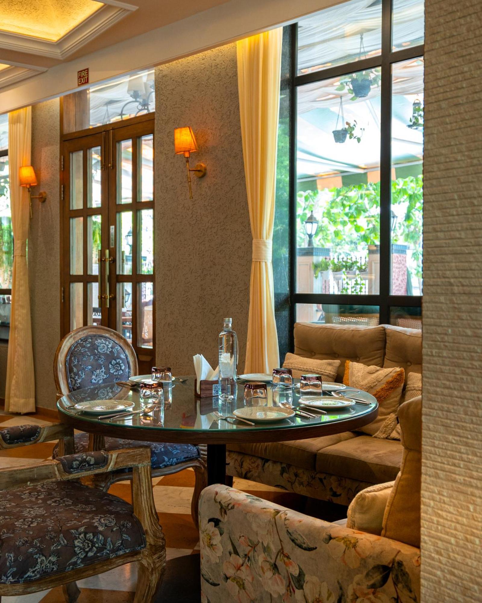 Arnna - Goregaon Hotel Bombay